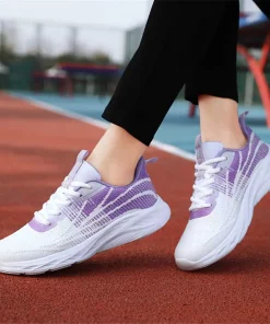 Chaussures de sport blanches tissées pour femmes