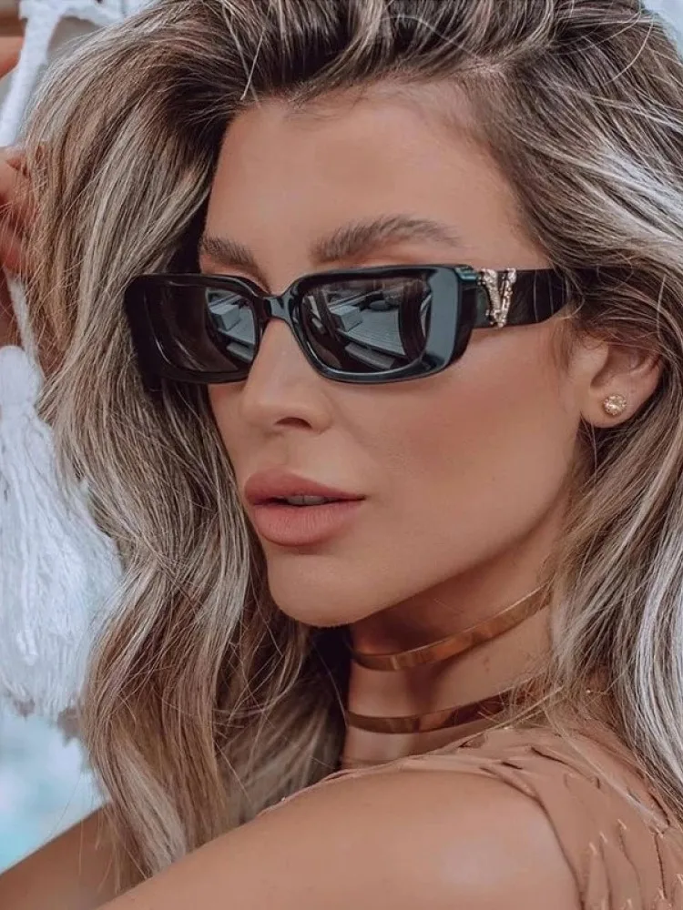 Lunettes de soleil rétro de marque