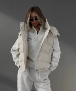 Gilet capuche bouffante sans manches Femmes