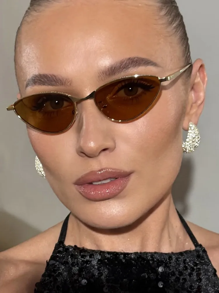 Nouvelles Lunettes de Soleil Tendance à Monture Triangulaire Fine