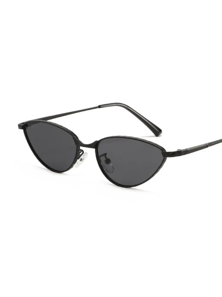 Nouvelles Lunettes de Soleil Tendance à Monture Triangulaire Fine – Image 3